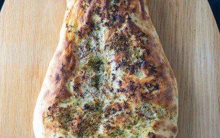 The best garlic & coriander homemade naan that there is