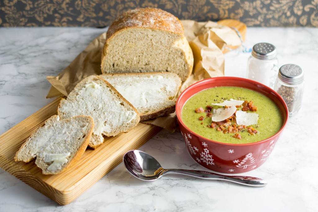 instant-pot-broccoli-and-bacon-soup-2